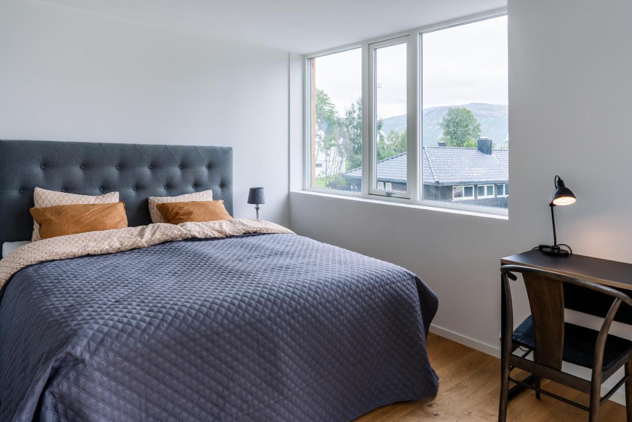 Modern Villas In Plush Town Tromso Ngoại thất bức ảnh