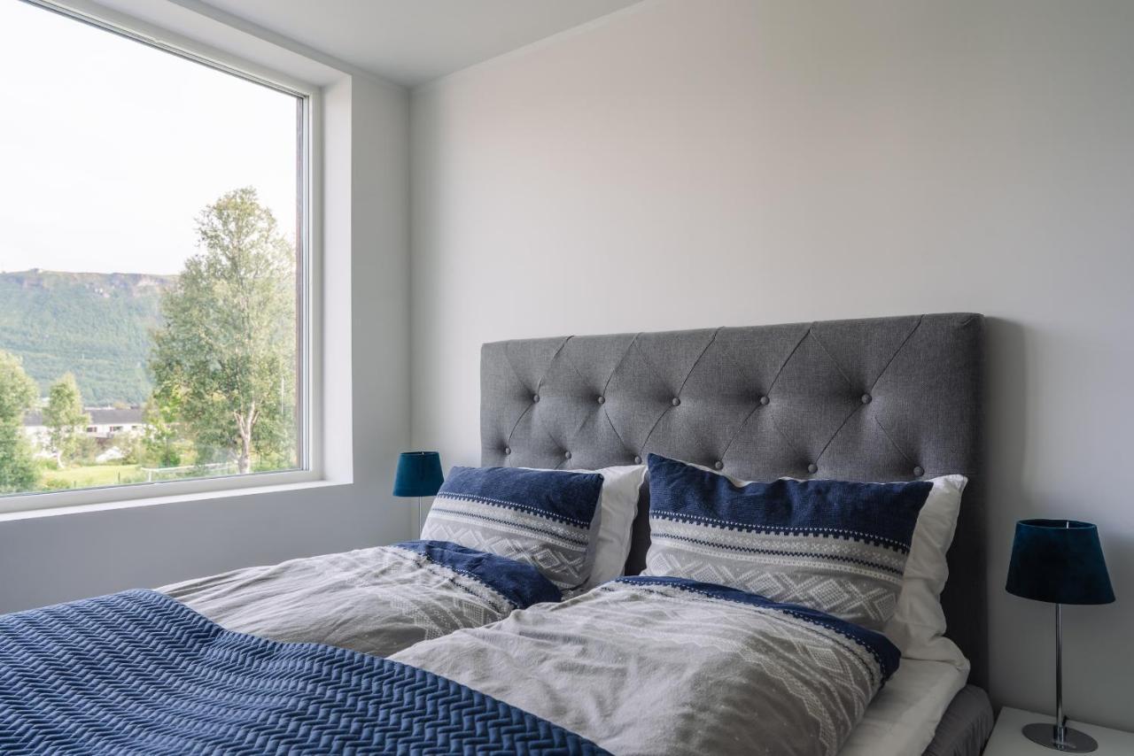 Modern Villas In Plush Town Tromso Ngoại thất bức ảnh