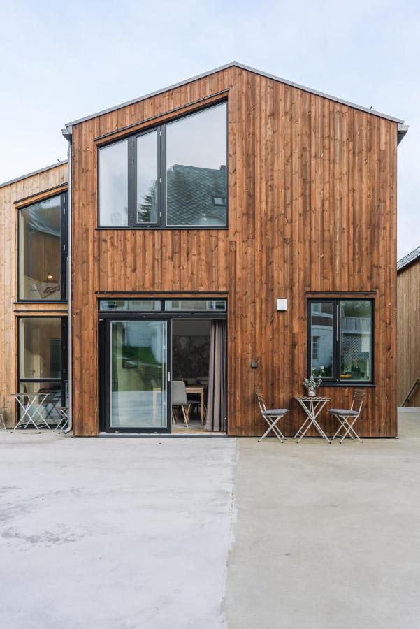 Modern Villas In Plush Town Tromso Ngoại thất bức ảnh