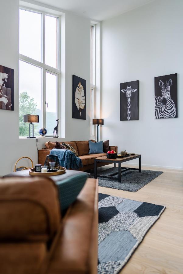 Modern Villas In Plush Town Tromso Ngoại thất bức ảnh