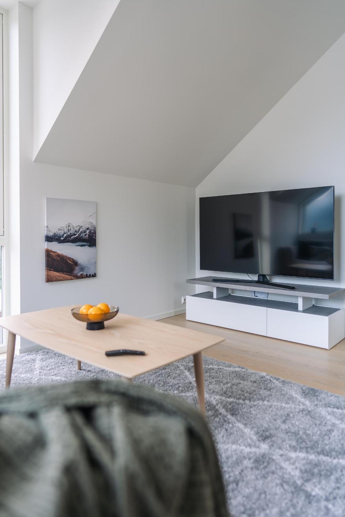 Modern Villas In Plush Town Tromso Ngoại thất bức ảnh